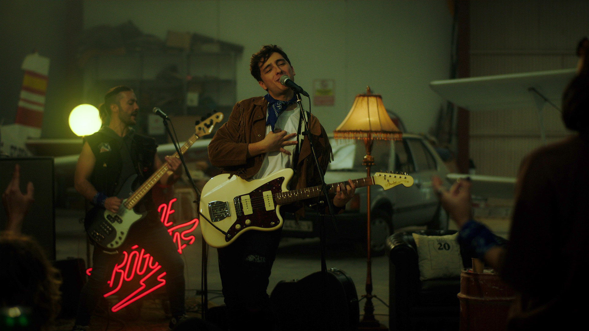 LOS PERROS - Arde Bogotá